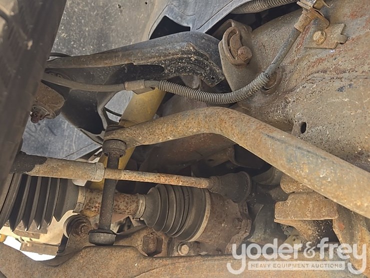 2002-chevrolet-silverado-2500hd-image-29