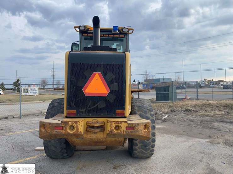 2010-caterpillar-924h-image-5