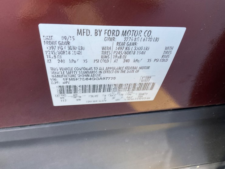 2016-ford-explorer-image-14