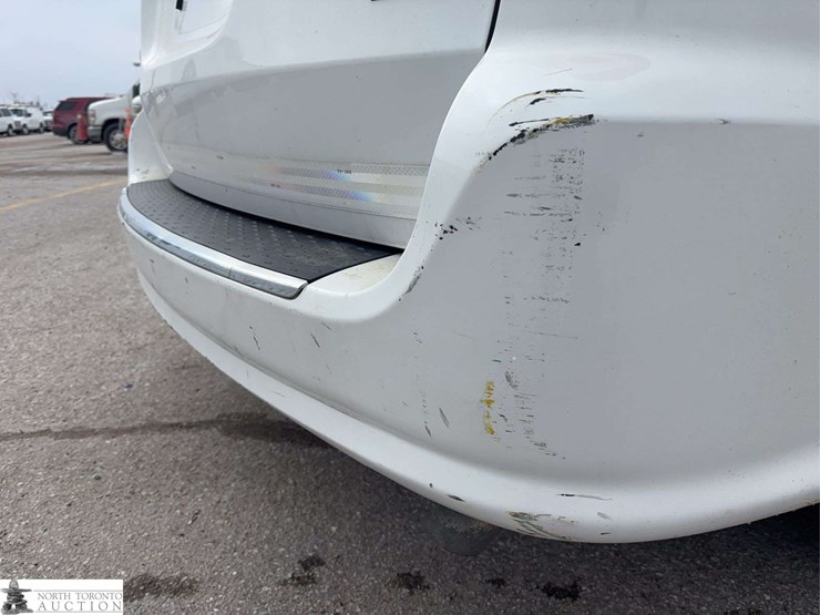 2015-ram-c/v-image-45