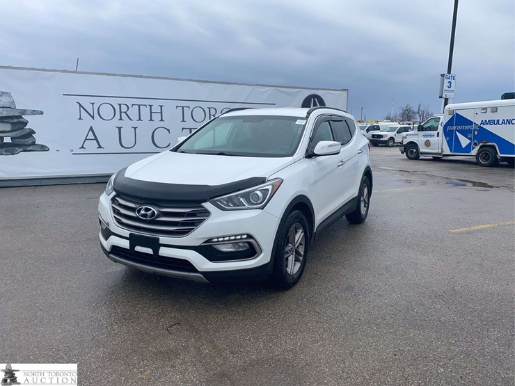 2017-hyundai-santa-fe-image-1
