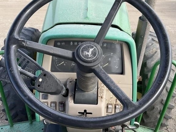john-deere-7220-image-22