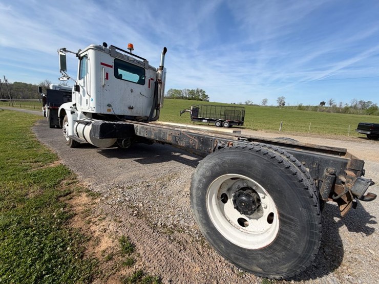 2000-international-9100-image-6