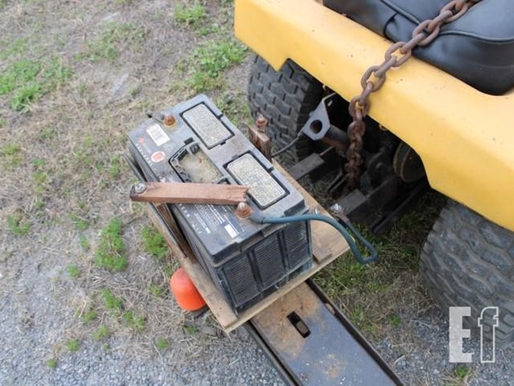 #808-allis-chalmers-b110-with-loader-bucket-3-sp-r-219c-image-5