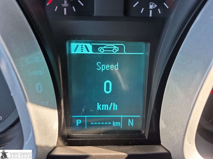 2016-chevrolet-equinox-ls-image-19