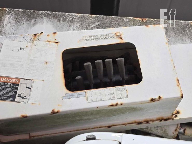 1999-ford-f450-image-17