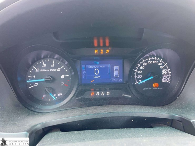 2014-ford-explorer-image-12