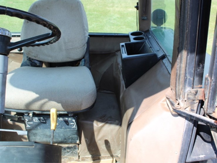 john-deere-4650-image-23