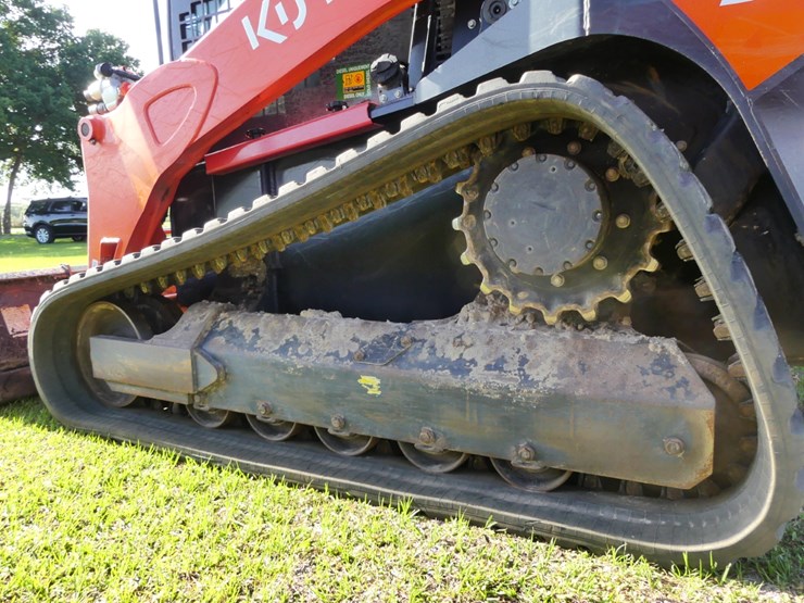 kubota-svl97-2-image-6