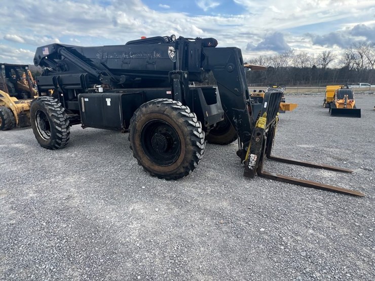 lull-644b-42-image-1