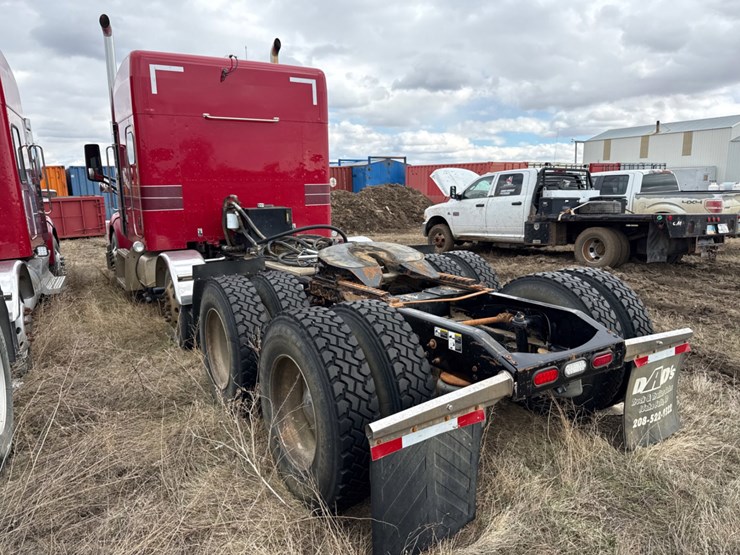 2018-peterbilt-579-image-5