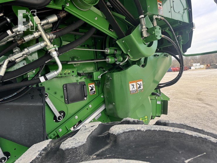 2020-john-deere-s780-image-26