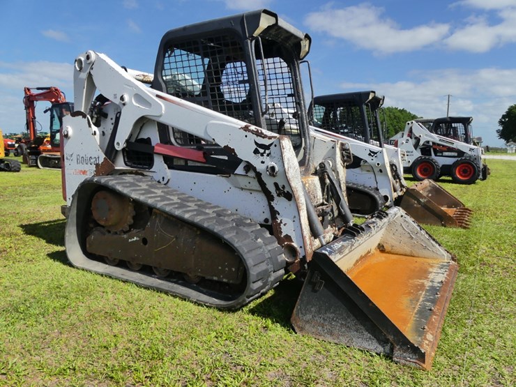 2000-bobcat-t650-image-2