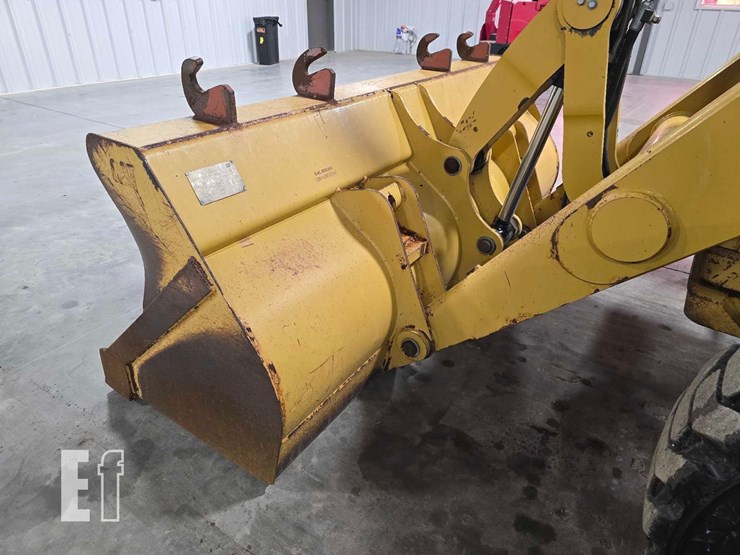 2009-caterpillar-430e-image-12