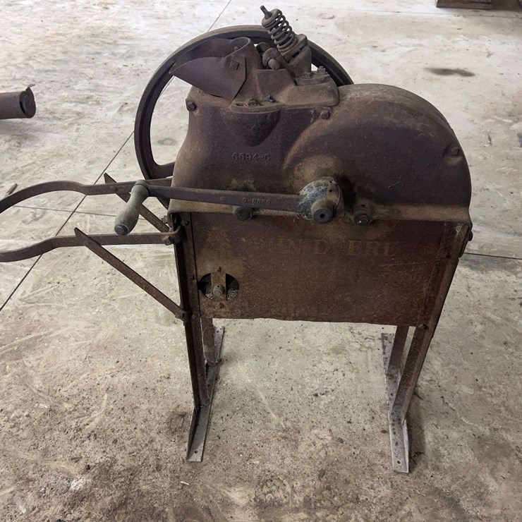 John Deere Model 1B Corn Sheller