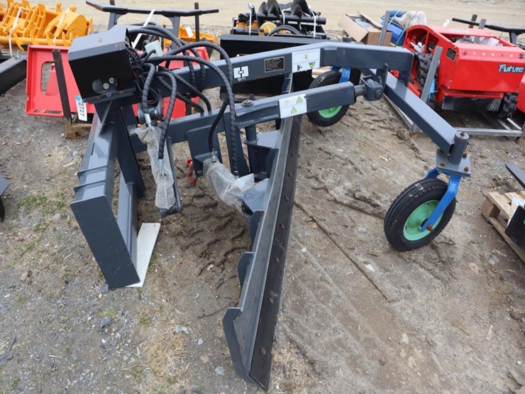 skid-steer-mount-grader-image-2