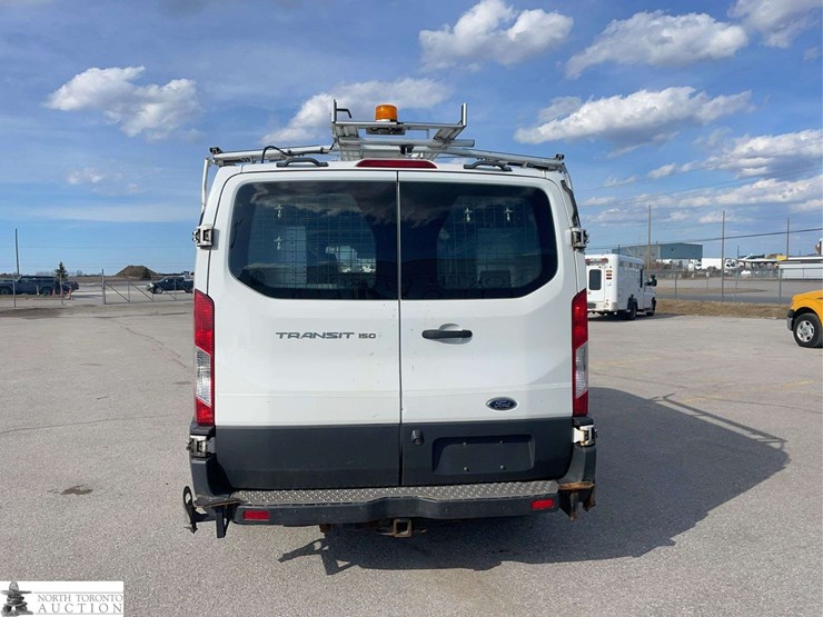 2016-ford-transit-image-6