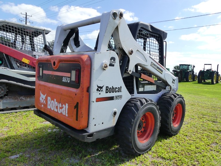 2015-bobcat-s570-image-3