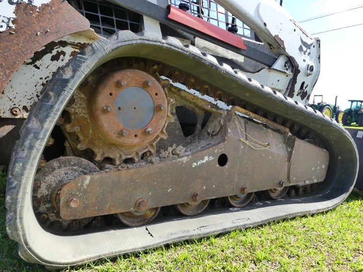 2000-bobcat-t650-image-5