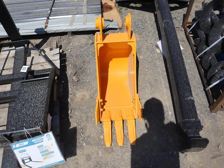 caterpillar-305-image-5