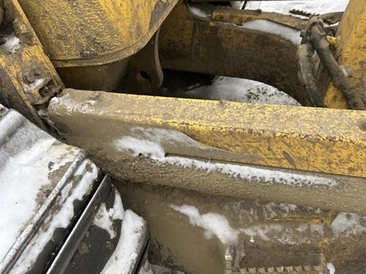 2017-komatsu-d61pxi-image-70