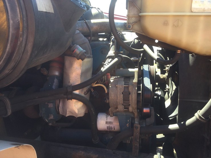 2000-international-4900-image-15