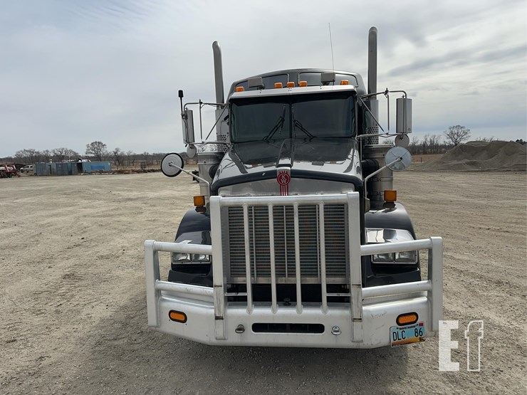 2005-kenworth-t800-image-3