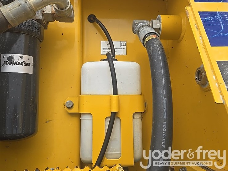 2014-komatsu-d61px-23-image-48