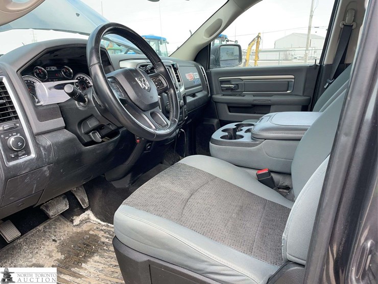 2017-dodge-1500-image-11