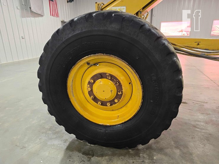 1995-caterpillar-120h-image-23