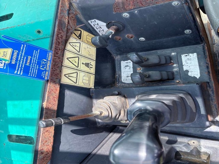 2012-jcb-509-42-image-26