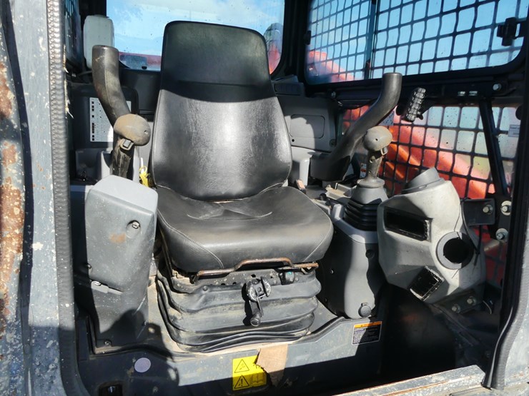 kubota-svl97-2-image-12