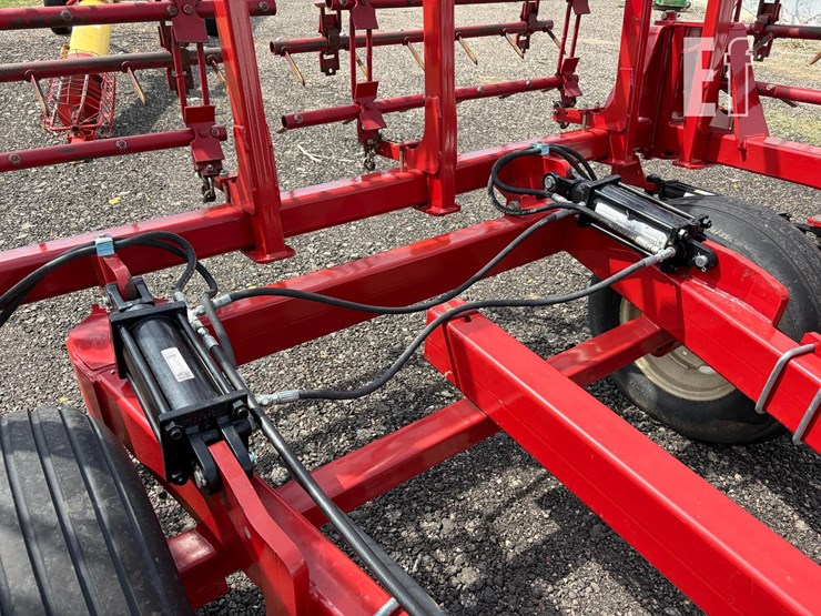 mcfarlane-hdl128-44-image-6