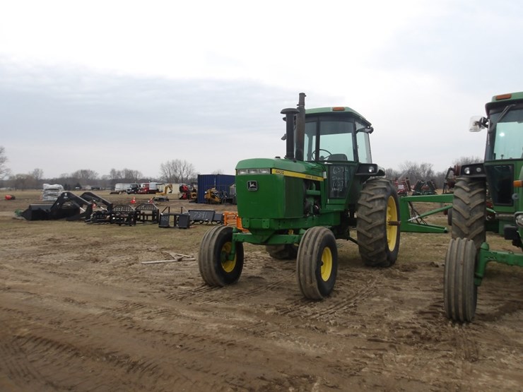 john-deere-4430-image-2