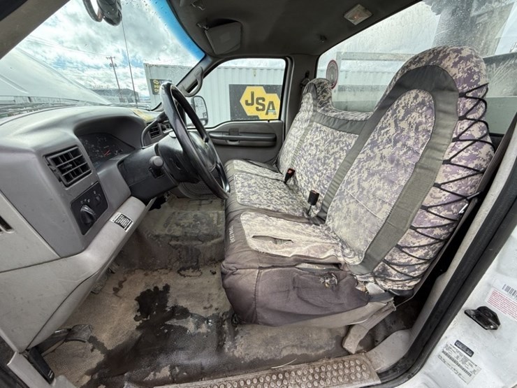 2001-ford-f550-xl-sd-image-27