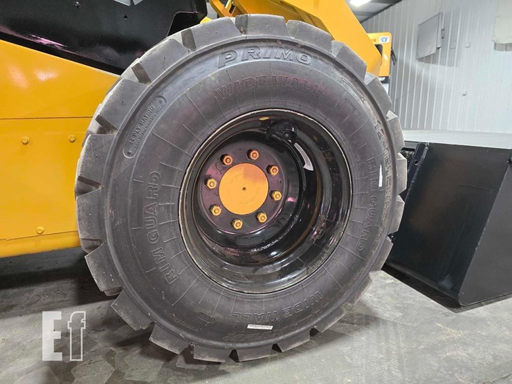 2022-caterpillar-262d3-image-26