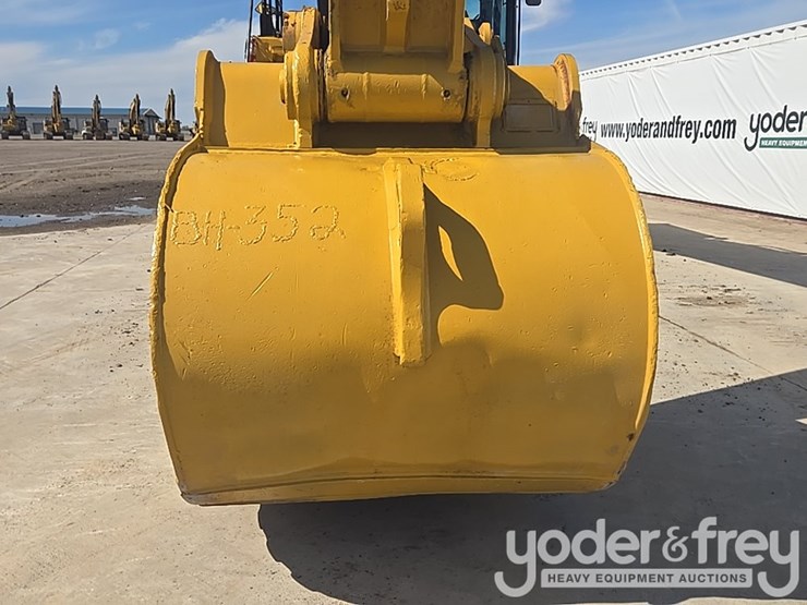 2017-caterpillar-336fl-image-27