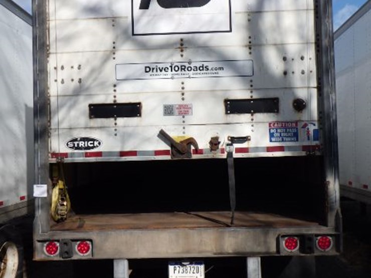 2015-strick-van-image-9