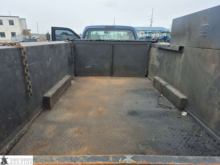 2008-ford-f550-image-21