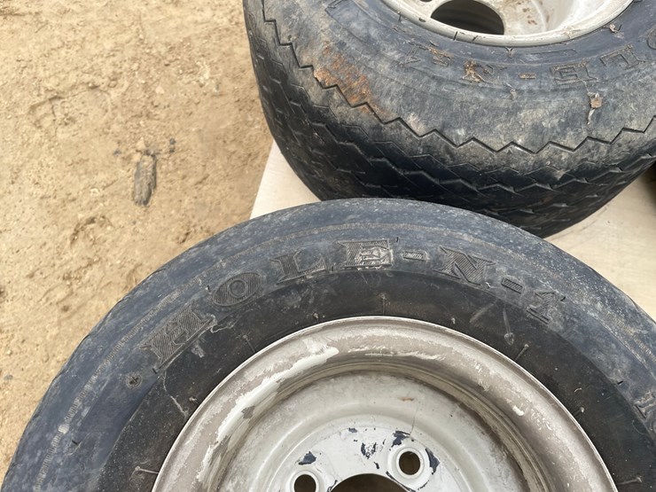 #3923-•-(5)-trailer-tires-image-17