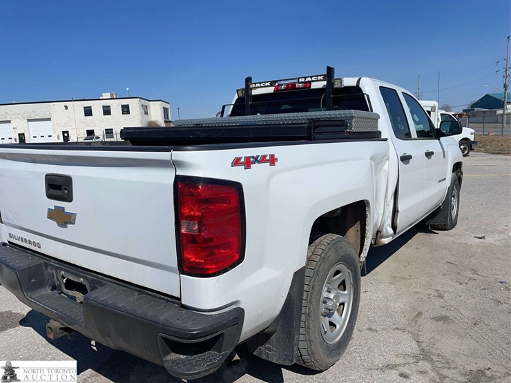 2017-chevrolet-silverado-1500-image-5