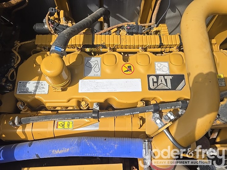 2017-caterpillar-336fl-image-49