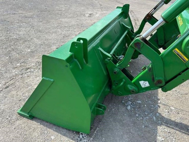 2020-john-deere-6130m-image-53