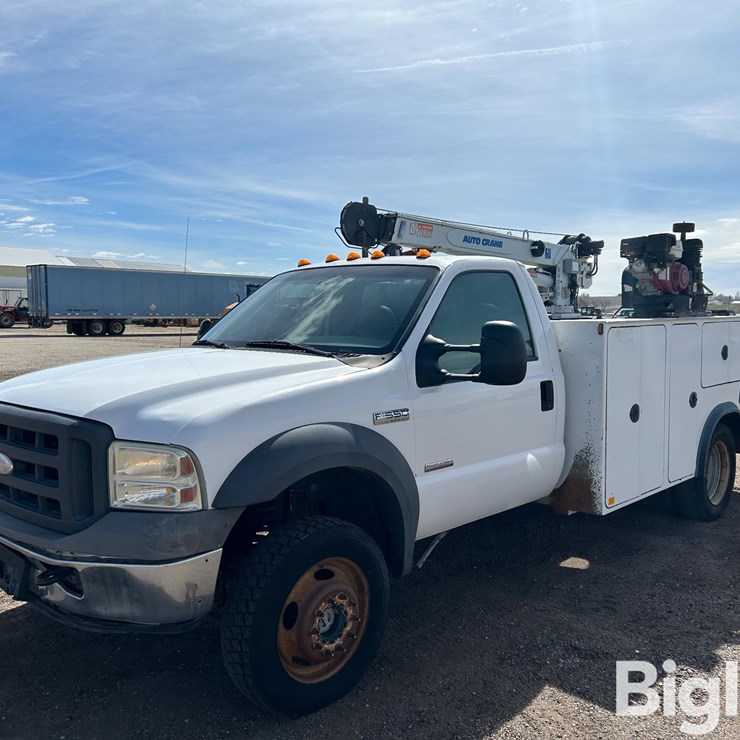 2005 FORD F550