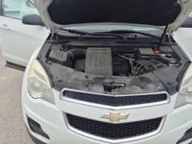 2013-chevrolet-equinox-image-9