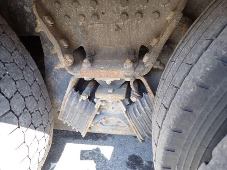 2017-western-star-4700sb-image-118