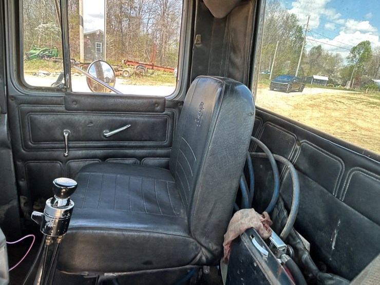 #31965-•-1989-mack-r688-tandem-axle-truck-tractor-image-36