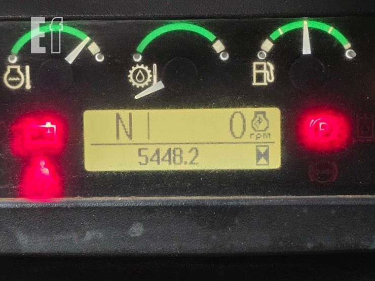 2011-deere-310sj-image-27