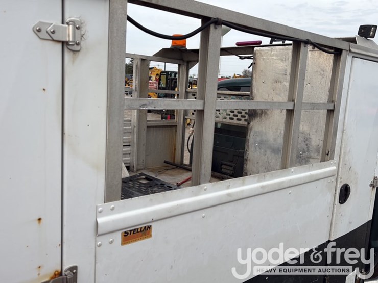 2008-ford-f350-image-32