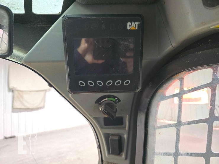 caterpillar-262d3-image-20